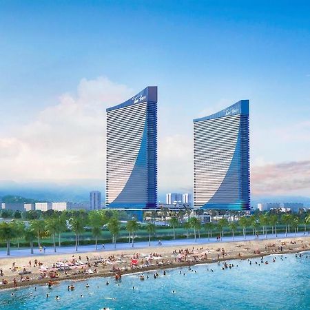Orbi City Luxury Suite Batumi Esterno foto