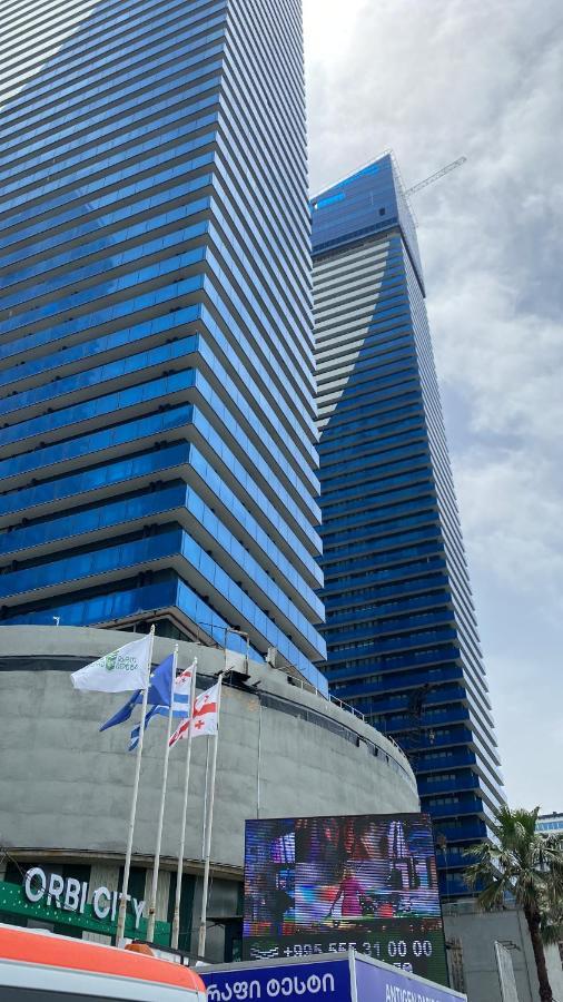Orbi City Luxury Suite Batumi Esterno foto