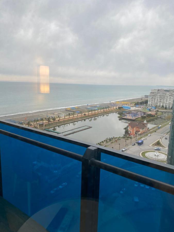 Orbi City Luxury Suite Batumi Esterno foto