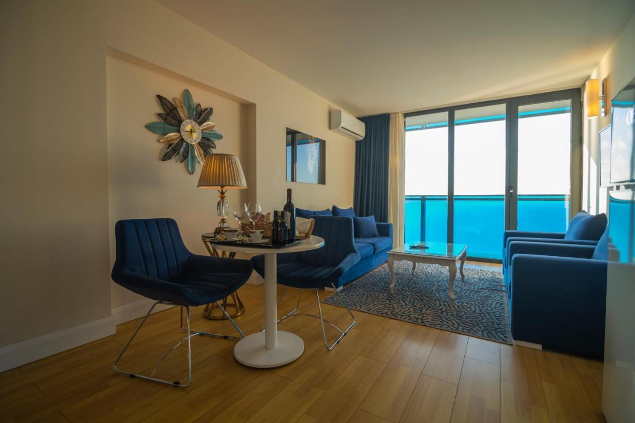 Orbi City Luxury Suite Batumi Esterno foto