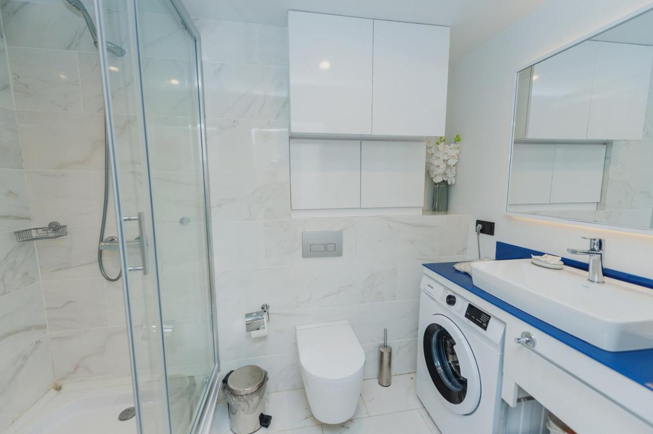 Orbi City Luxury Suite Batumi Esterno foto