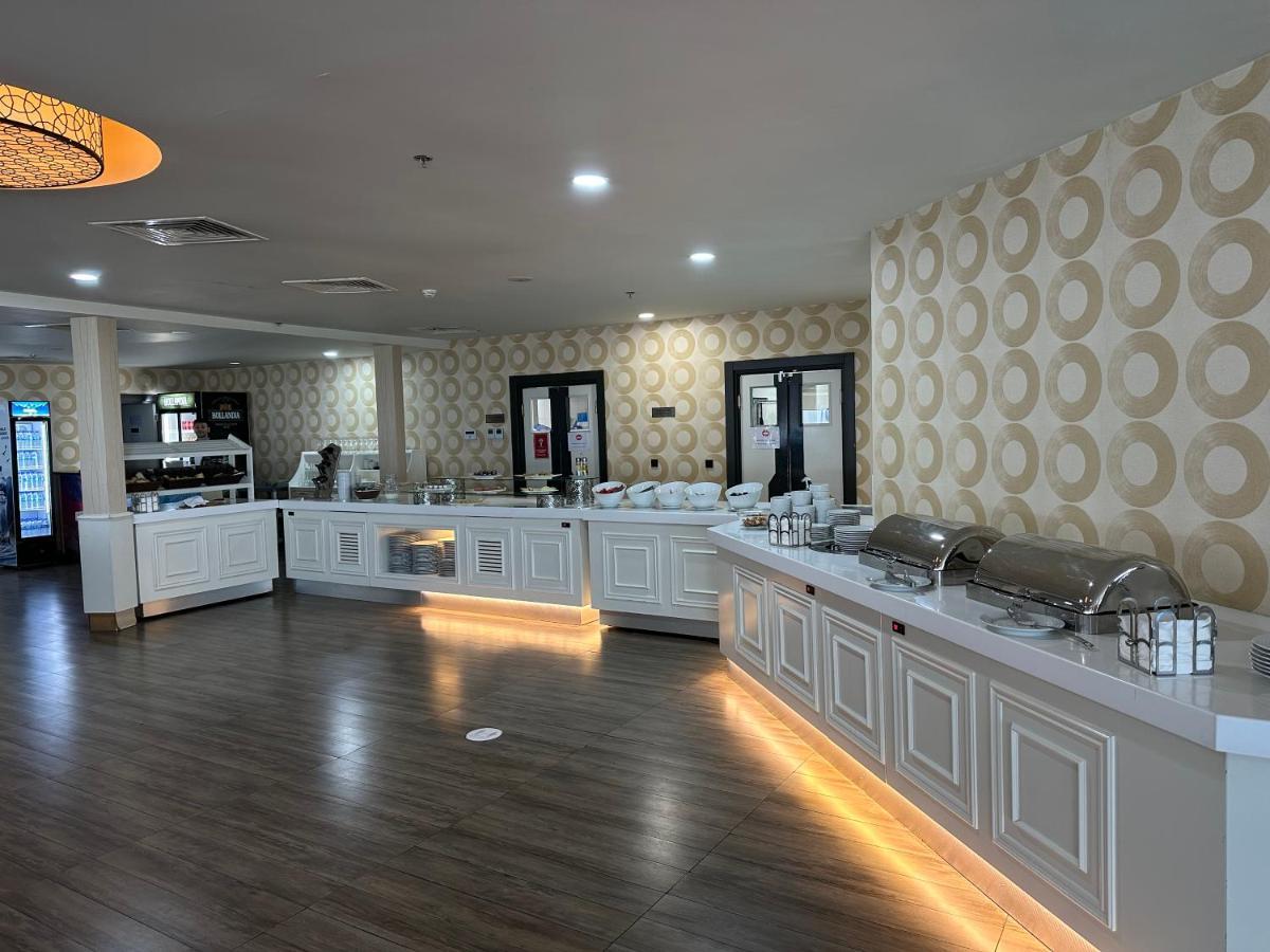 Orbi City Luxury Suite Batumi Esterno foto