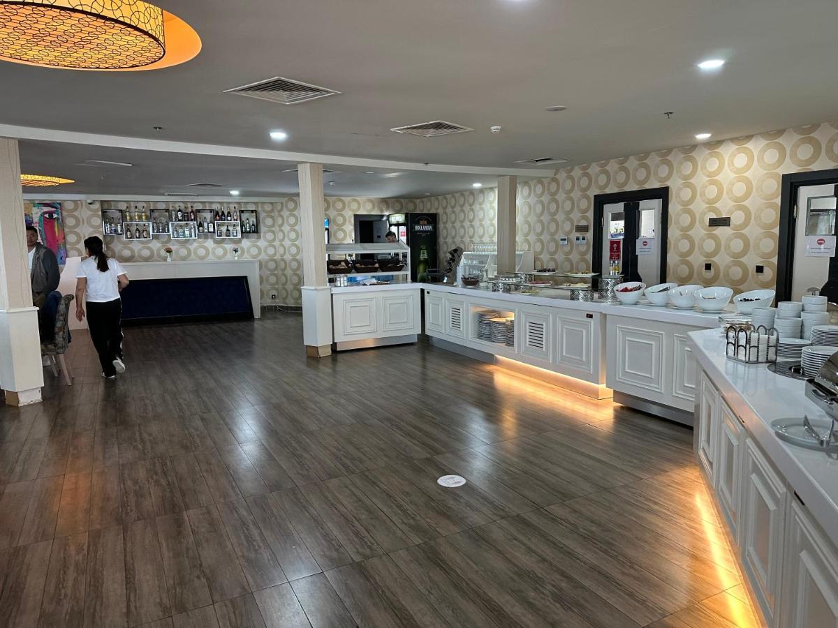 Orbi City Luxury Suite Batumi Esterno foto